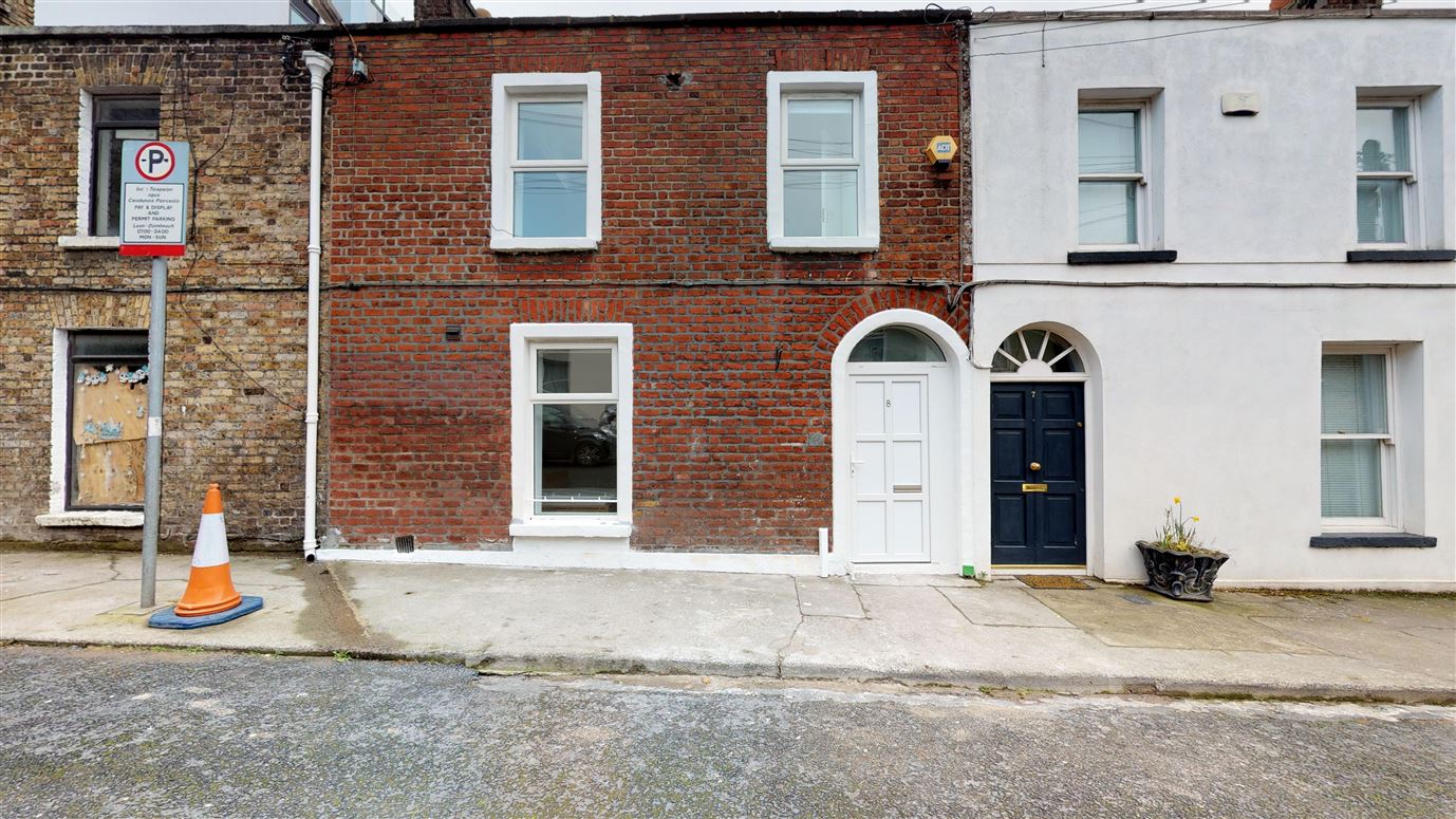 8 Langrishe Place